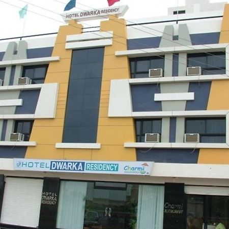 Dwaraka Residency Hotel Kākināda Exterior foto